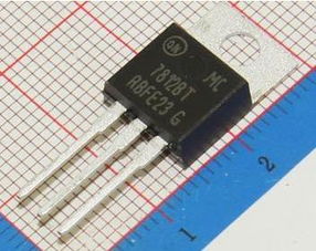 穩(wěn)壓器MC7812BTG集成電路與軟件開發(fā)
