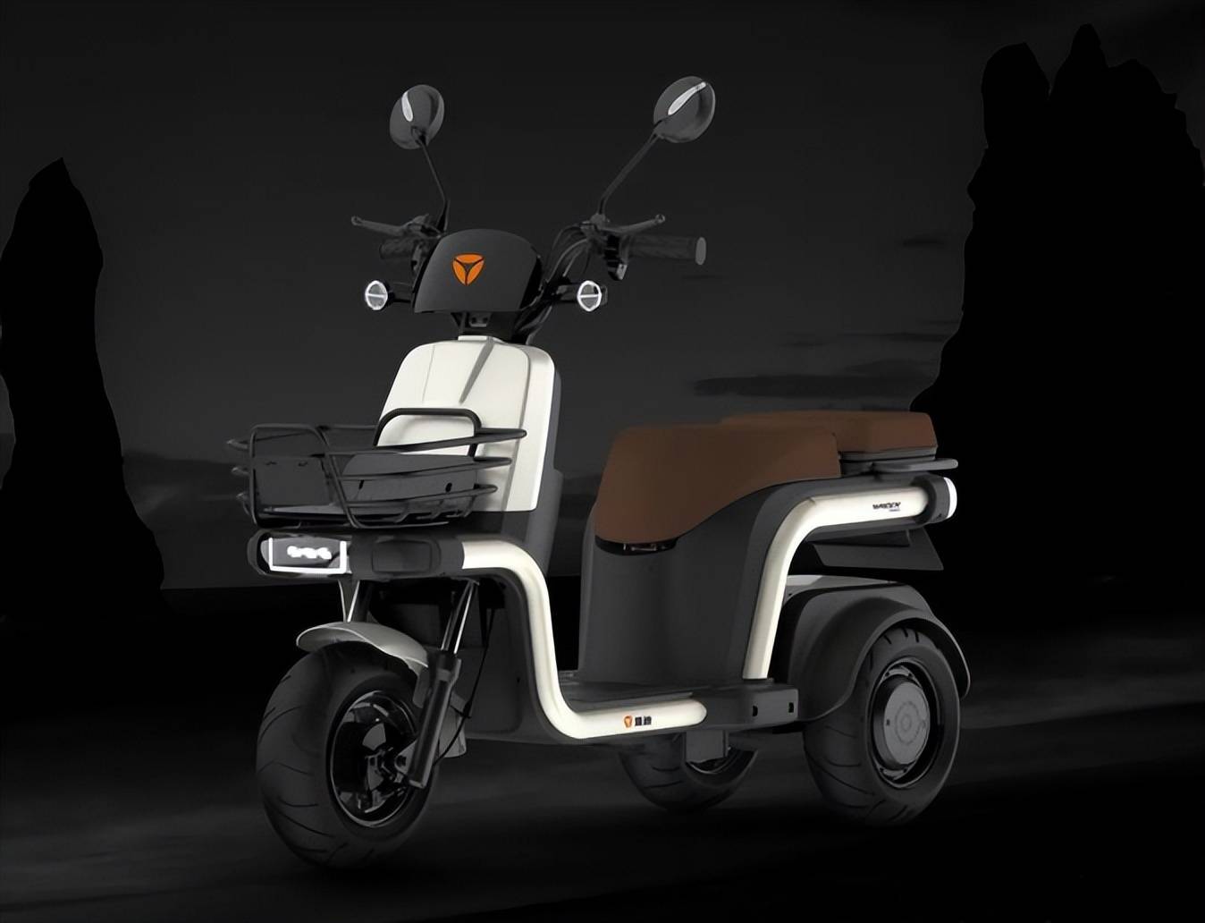 雅迪推出一款不倒翁電動車,雙500W電機,帶防溜坡,續航100公里