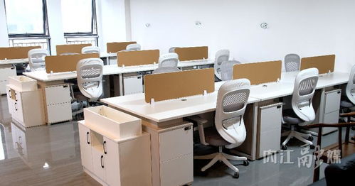 東興區(qū) 驅(qū)動服務(wù)業(yè) 新引擎 全力建設(shè)城市經(jīng)濟新高地